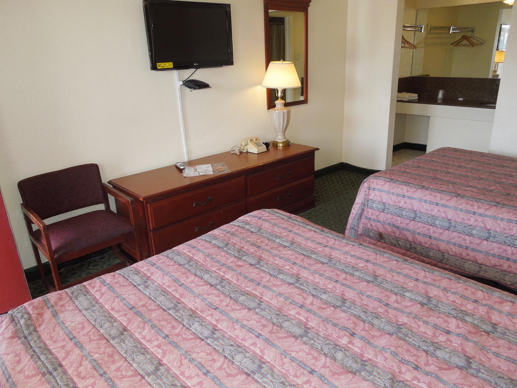 Passport Inn Atlantic City Room photo