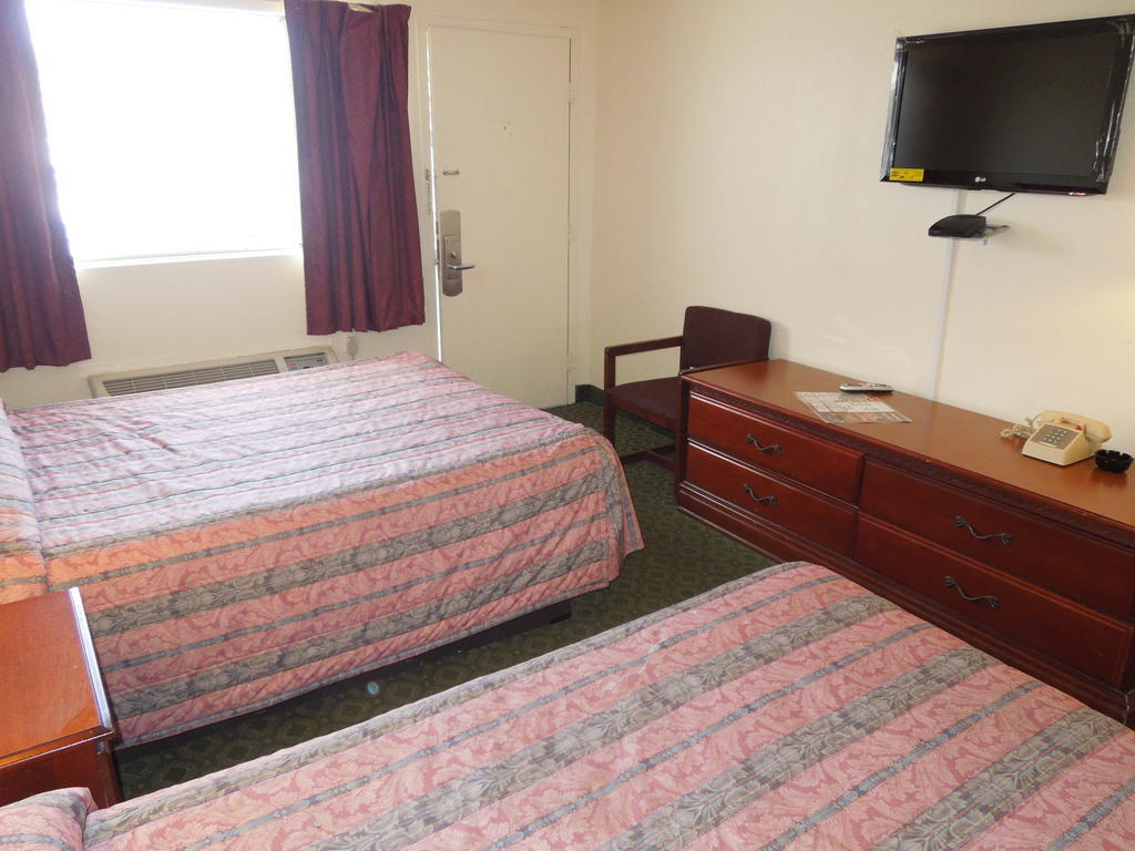 Passport Inn Atlantic City Room photo