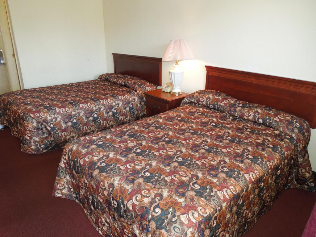 Passport Inn Atlantic City Room photo